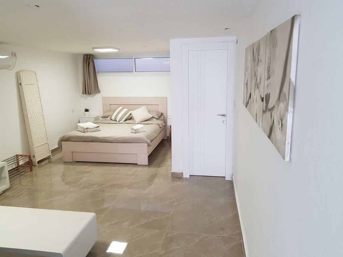 Eleni Apartment エイラート エクステリア 写真